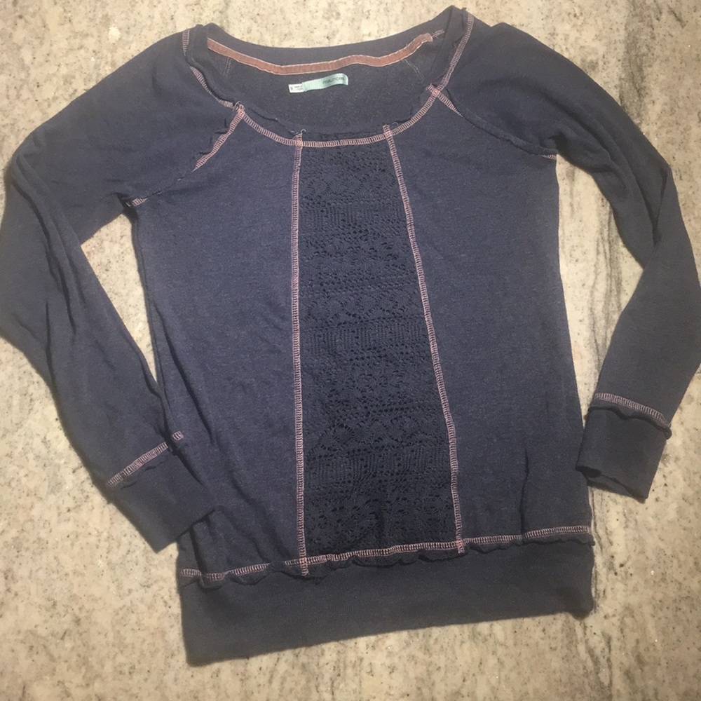 Maurice’s lightweight sweatshirt material top